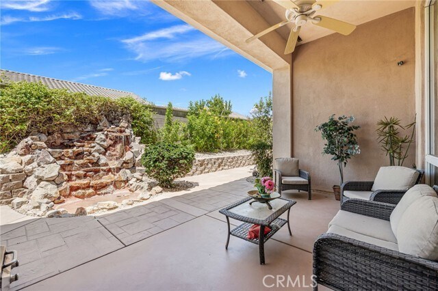 Building Photo - 78652 Alliance Way