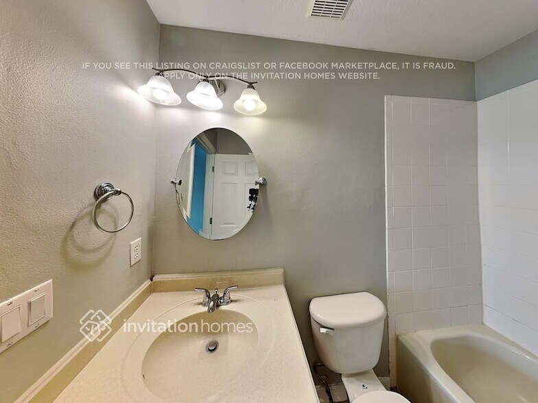 Building Photo - 2618 Rainbow Springs Ln