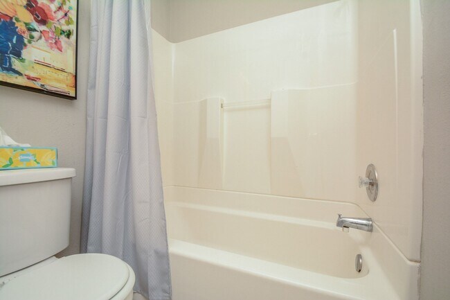 Building Photo - 5204 Breckenridge Dr