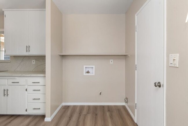 Building Photo - Gorgeous remodeled 3BR / 2BA house with a large yard available in Clairemont