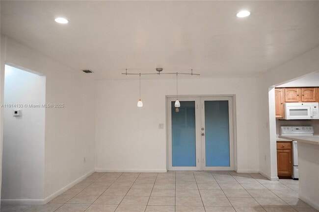 Building Photo - 7620 NW 15th St