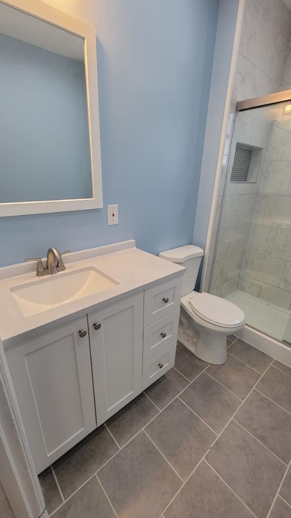 Building Photo - 104 Kimball St