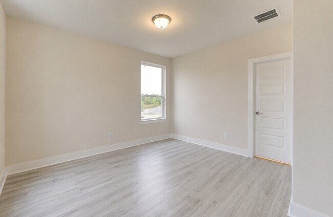Building Photo - 21307 Blue Wood Aster Ct