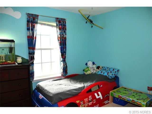 Building Photo - 9427 Magnolia Wood Dr