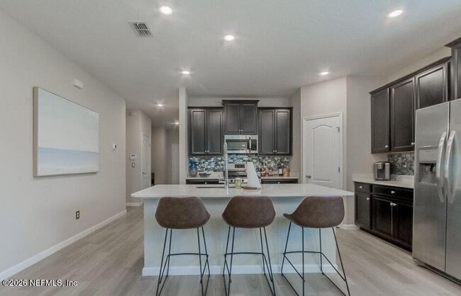 Building Photo - 111 Ash Breeze Cv