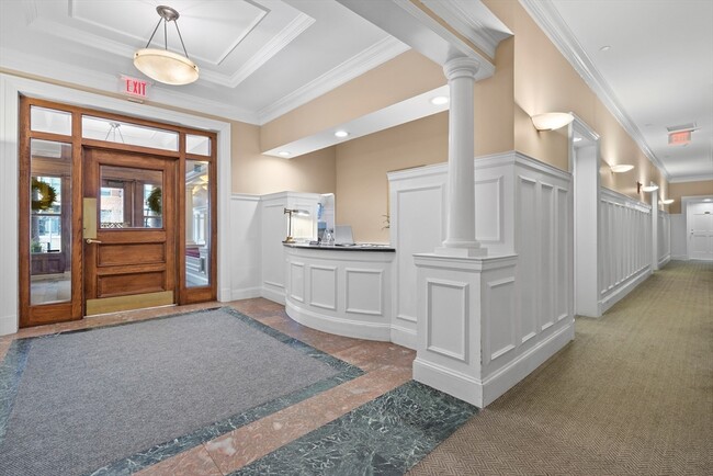 Building Photo - 416 Marlborough St