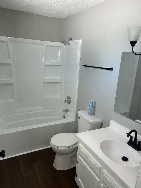 Building Photo - 2751 Hart Rd