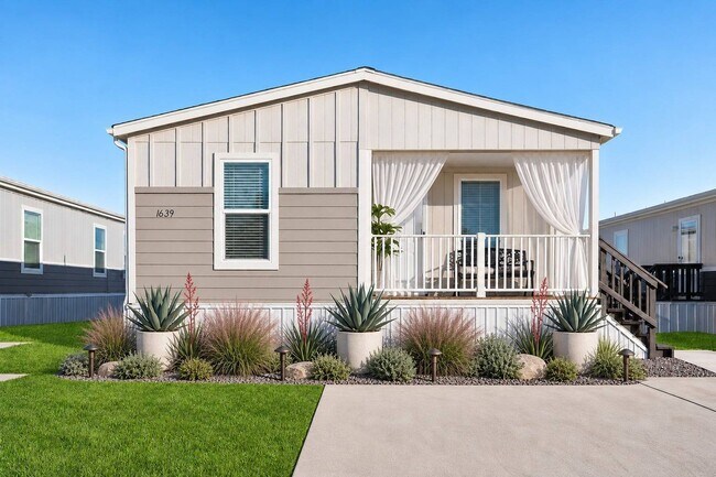 Building Photo - 1629 American Dr
