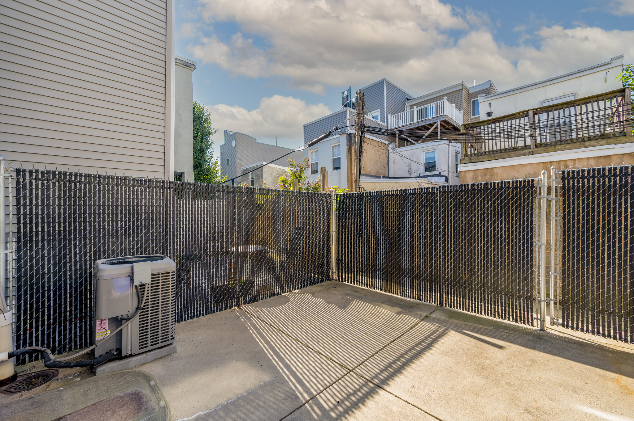 Back Patio - 1932 Alter St