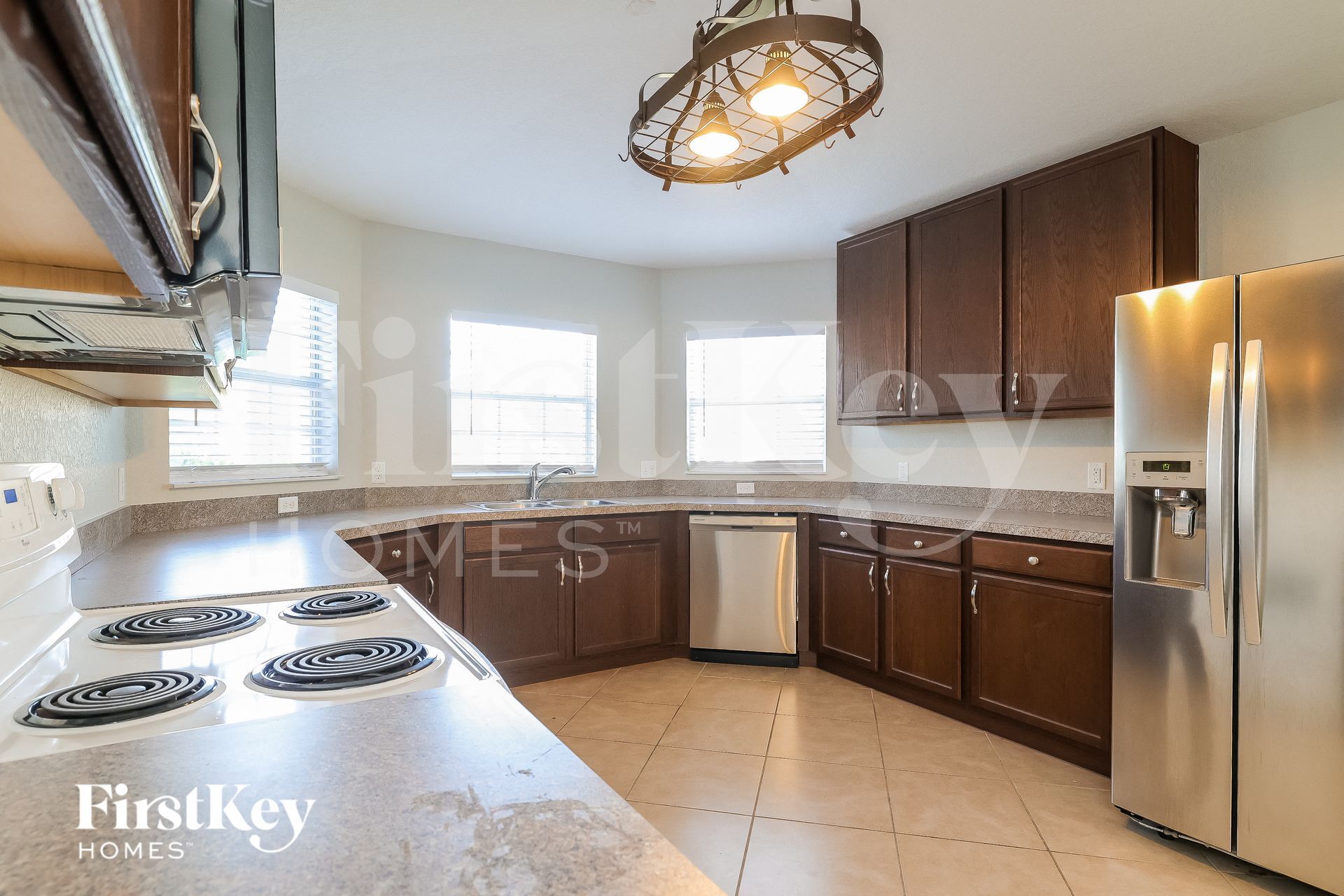 Building Photo - 850 Terranova Rd