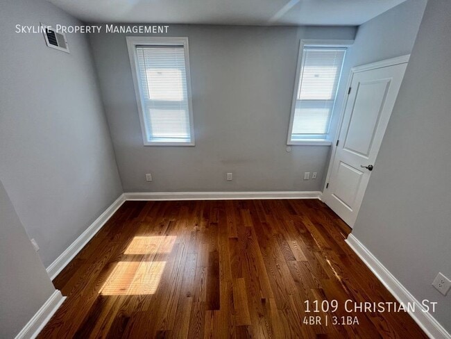 Building Photo - 1109 Christian St