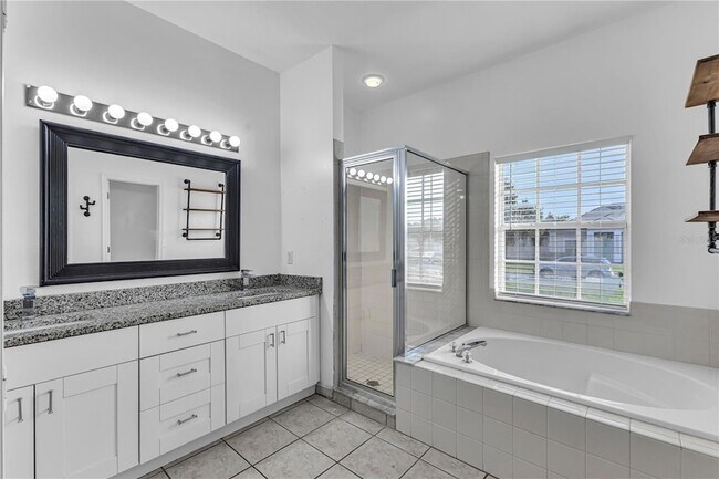 Building Photo - 2031 Wintermere Pointe Dr