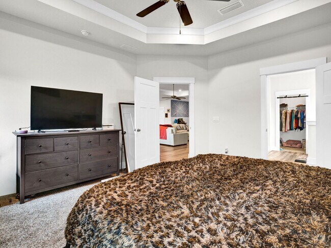 Building Photo - 3962 Whitetail Ln