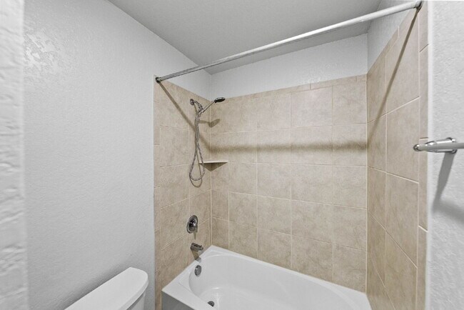 Building Photo - Greenbelt, Second En Suite, Media and Game...