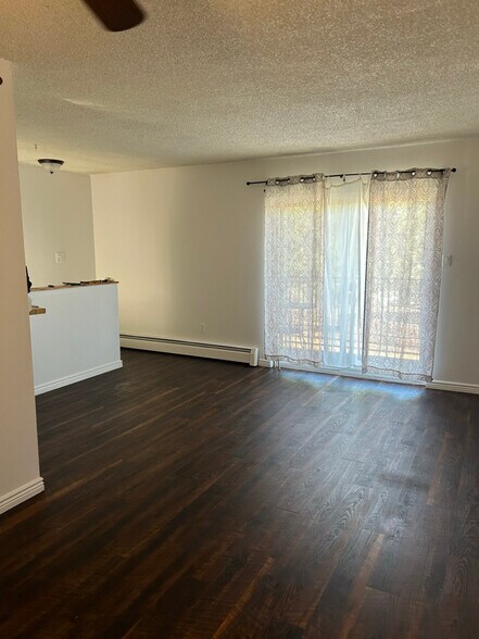 Building Photo - 7309 W Hampden Ave