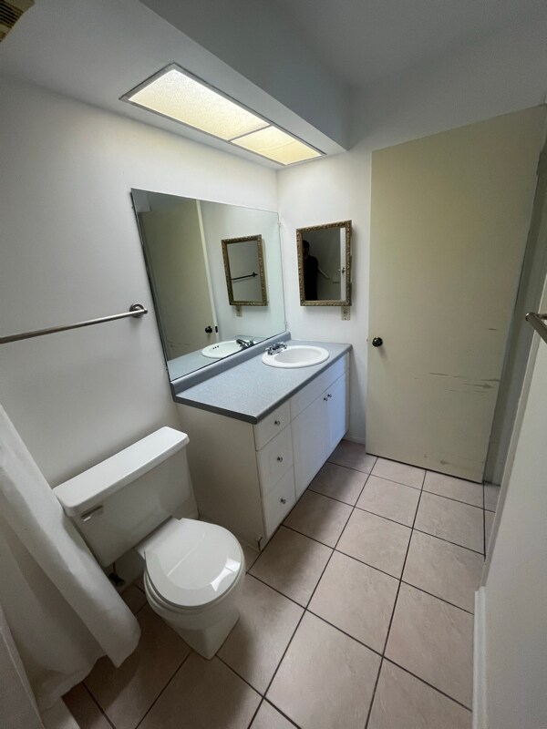 Building Photo - 2587 Countryside Blvd