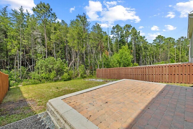 Building Photo - Holly Ridge Townhouse For Rent!