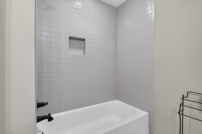 Building Photo - 1071 Osprey Ln