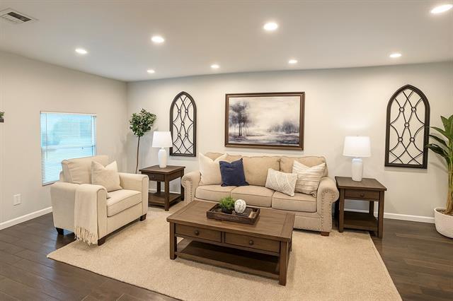 Primary Photo - 129 Pecos St