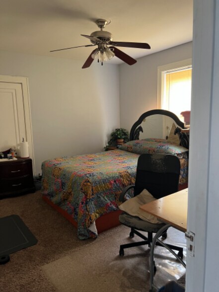 Building Photo - 8041 Kilpatrick Ave