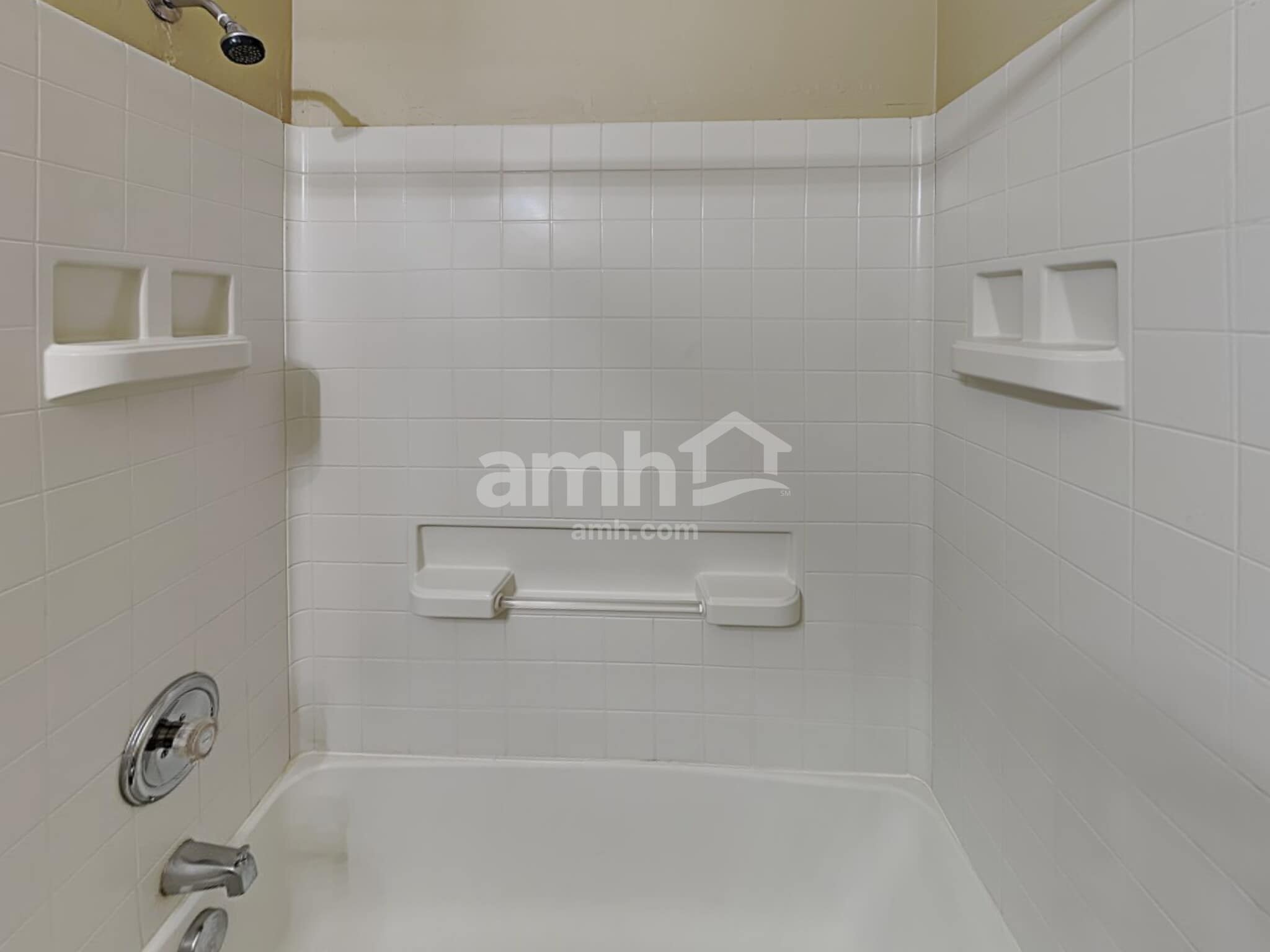 Building Photo - 17646 W Bridger St