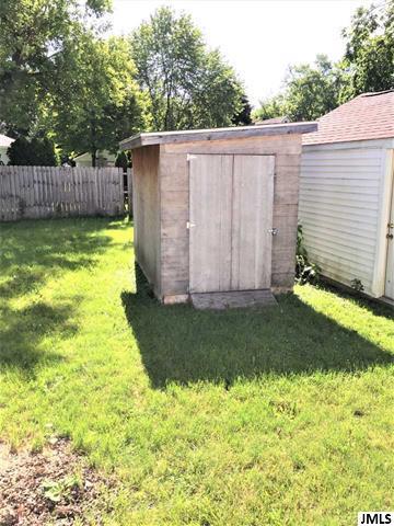 Building Photo - 321 N West Ave