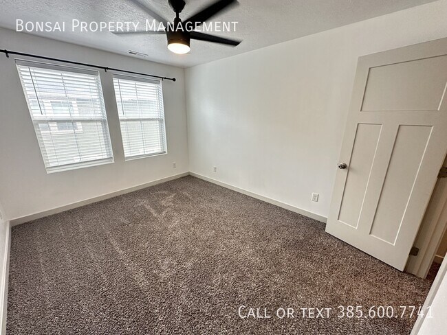 Building Photo - 343 N 680 E