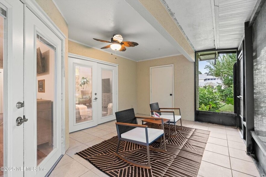 Lania - 132 La Pasada Cir W