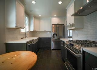 Building Photo - 3 bedroom in Reseda CA 91335