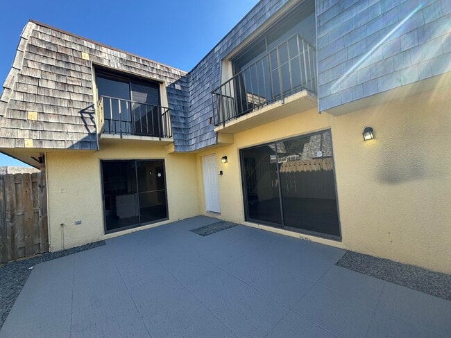 Building Photo - 172 Lake Arbor Dr