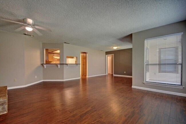 Building Photo - 9204 Sedgemoor Trail