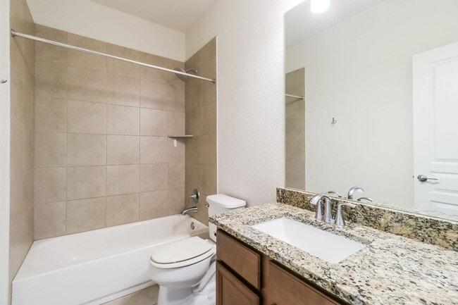 Building Photo - Beautiful two level Condo