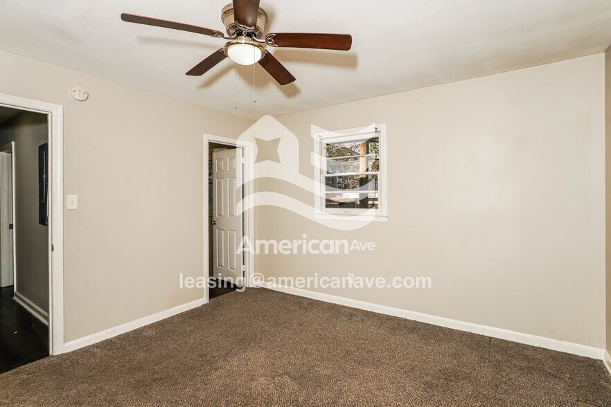 Building Photo - 209 Ashby Way