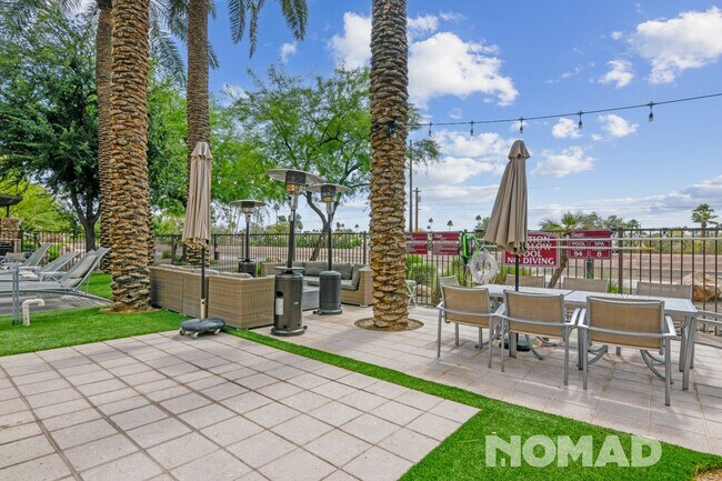 Building Photo - Charming 3BR Townhome in Scottsdale