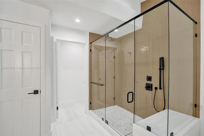 Building Photo - 1020 Bayberry Point Dr