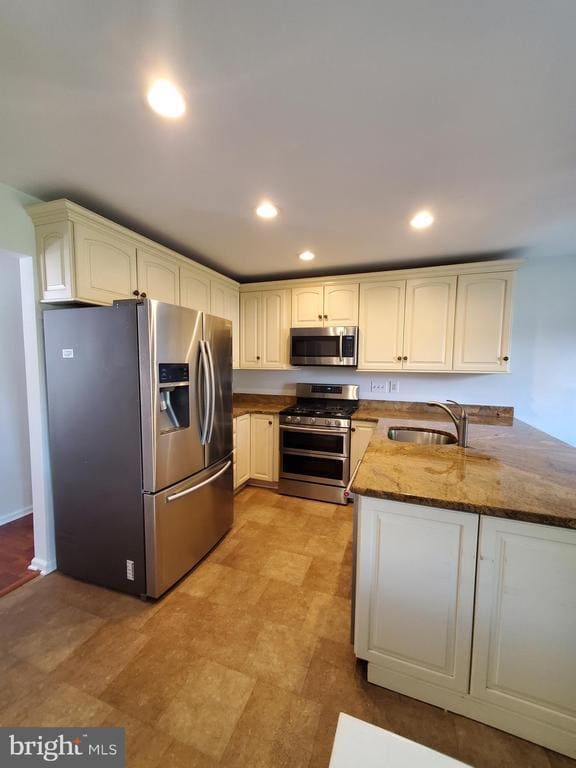 Building Photo - 261 Tulip Tree Ct