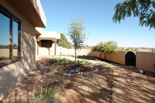 Building Photo - Eldorado Beauty