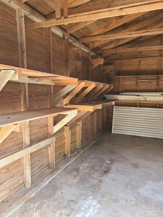 Building Photo - 415 Gibbs Rd