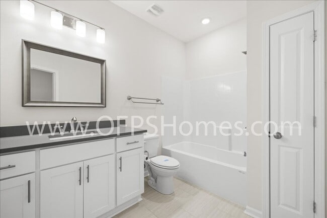 Building Photo - Home in the heart of Niceville