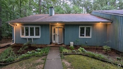 Building Photo - 55 Candytuff Ln
