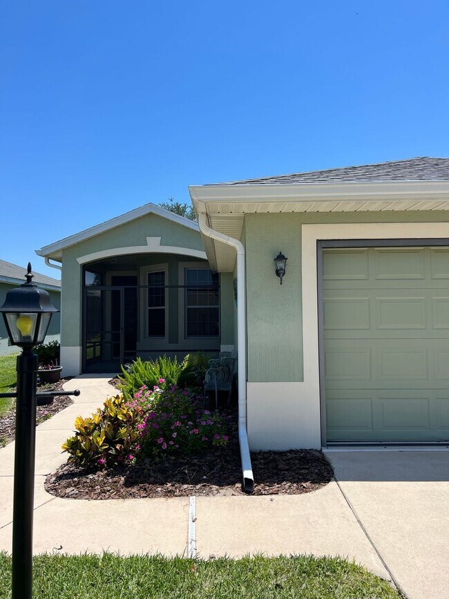 Building Photo - Gorgeous 3 bedroom, two bathroom home in 55+ Legacy of Leesburg!