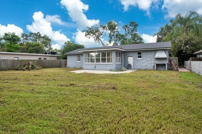 Building Photo - 4609 S Ferncreek Ave