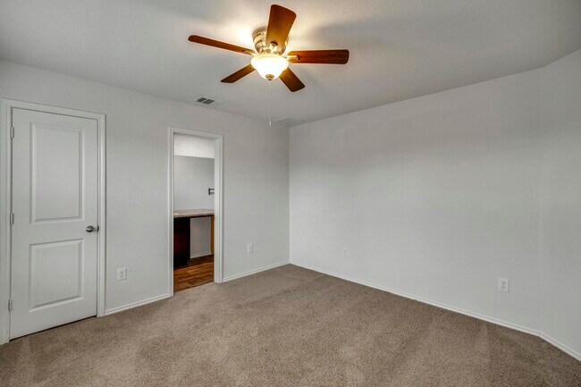 Building Photo - 3314 Angus Crossing