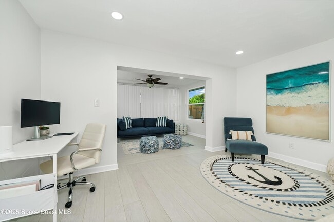 Building Photo - 363 Harbor Dr