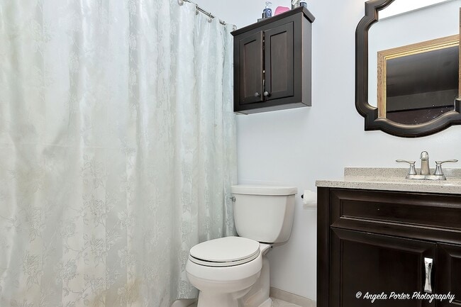 Building Photo - 2155 N Millstone Dr