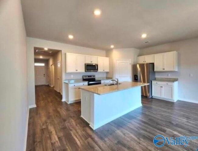 Building Photo - 101 Canonbury Dr