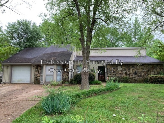 Primary Photo - 5441 Fieldcrest Ave