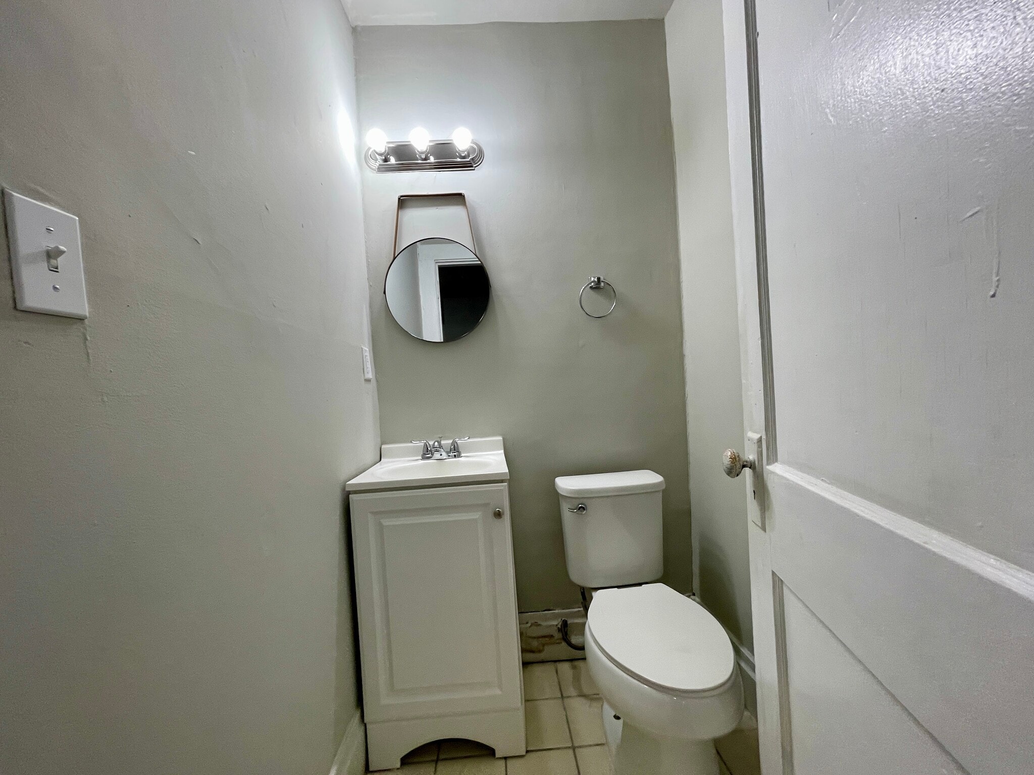 Building Photo - 917 Reid St