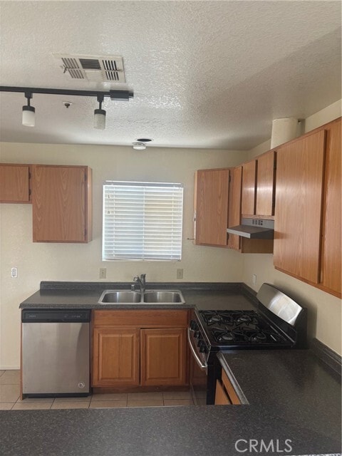 Building Photo - 13685 Ocotillo Rd
