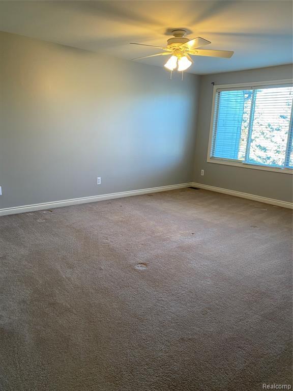 Building Photo - 1046 Lorenzo Ct